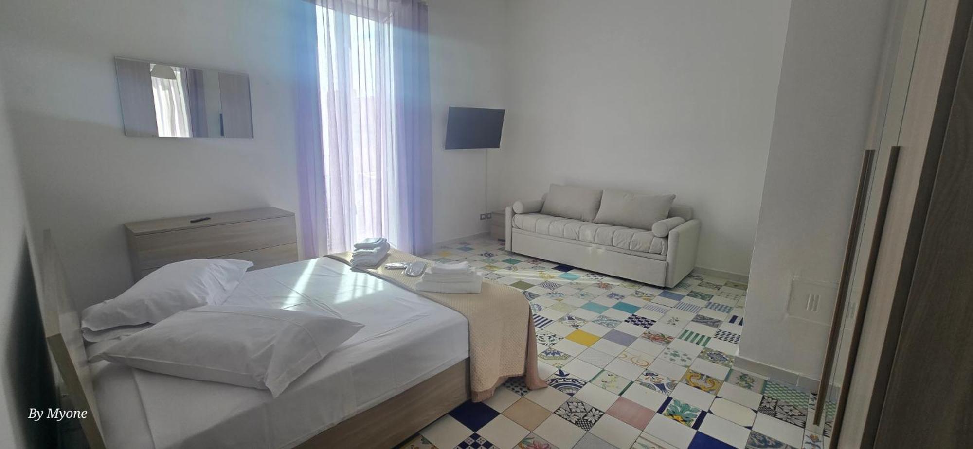 La Dimora Di Parthenope Centro Storico Aparthotel *