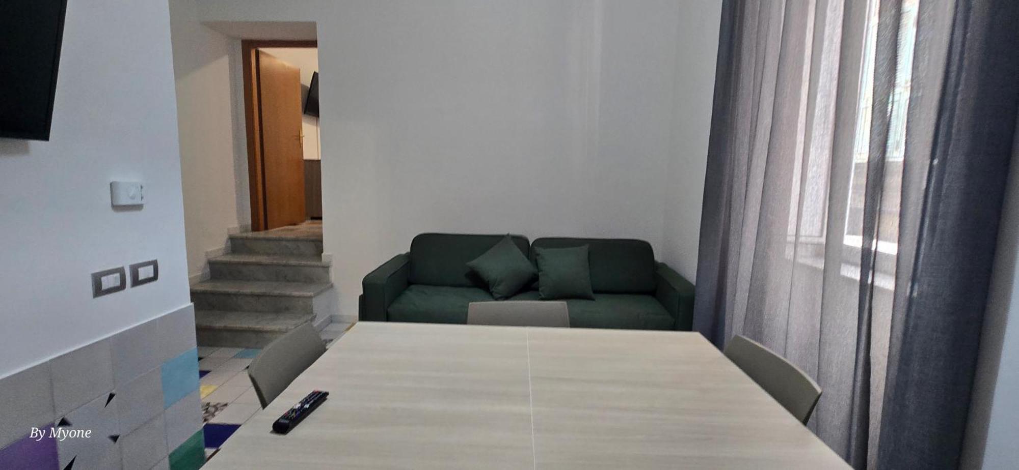 La Dimora Di Parthenope Centro Storico Aparthotel *
